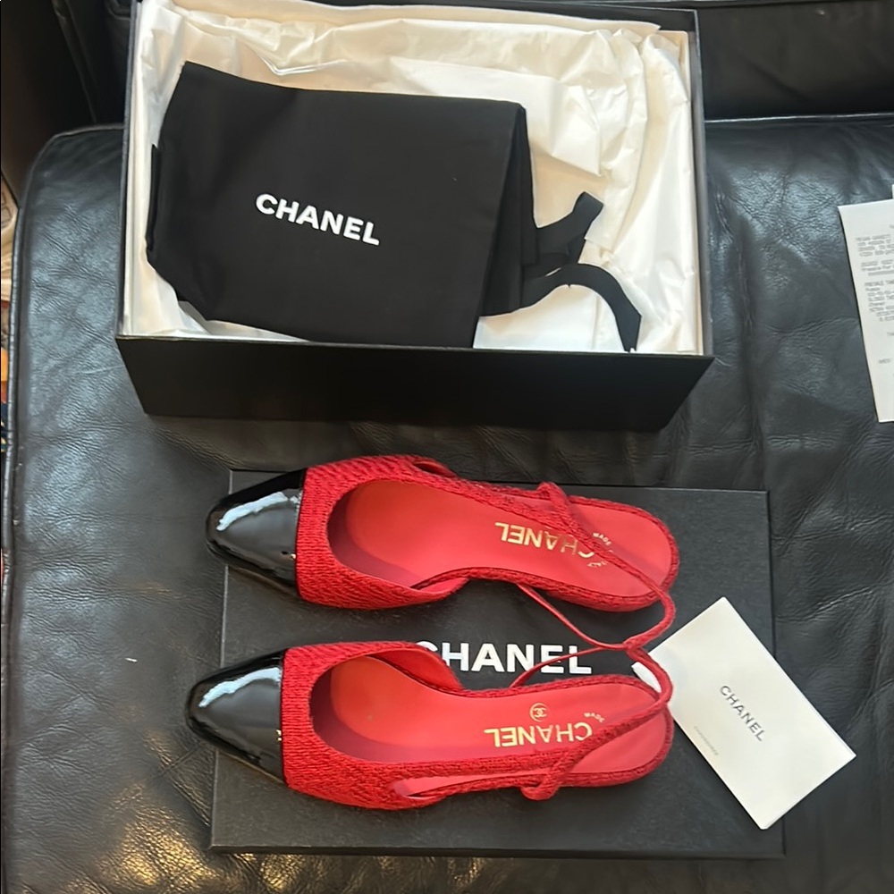 CHANEL Red and Black Slingback Flat, Size 37.5